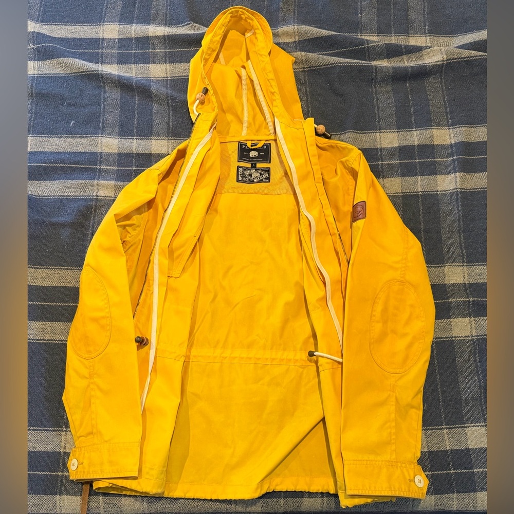 Penfield Yellow Hooded Raincoat Large Waxed